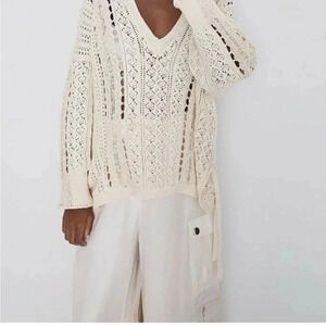 Zara  oversized crochet sweater